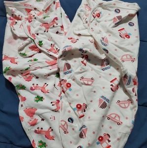 2sets of blankets for Babies to Cover them